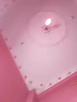 lolo607020 online show from April 4, 2026, 2:03 pm