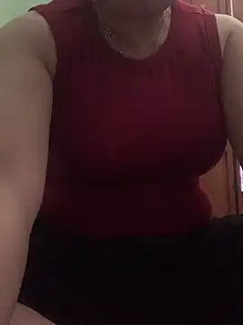   Evelyn   online show from April 5, 2026, 6:32 am