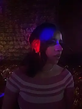 Snapshot of SusanneGrace chatting on May 17, 2026, 3:26 am SusanneGrace online show from May 17, 2026, 3:26 am
