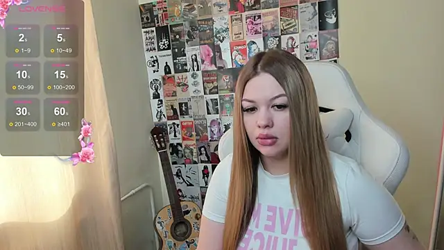 Snapshot of AmeliePeach chatting on May 8, 2026, 1:44 am AmeliePeach online show from May 8, 2026, 1:44 am