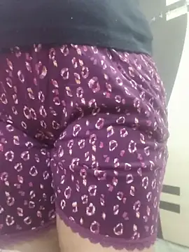 Snapshot of HyBabyDoll chatting on April 6, 2026, 6:14 am HyBabyDoll online show from April 6, 2026, 6:14 am