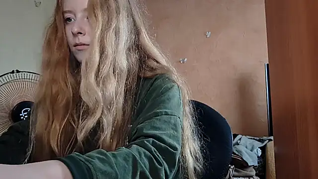 KateVibe 01 online show from July 15, 2026, 4:51 am