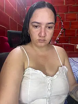Snapshot of Fresita-12 chatting on July 6, 2026, 9:39 pm Fresita-12 online show from July 6, 2026, 9:39 pm