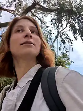 Julialexxxx online show from April 7, 2026, 10:37 am