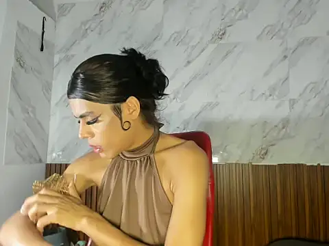 Snapshot of stefani_robles chatting on June 7, 2026, 11:19 pm stefani robles online show from June 7, 2026, 11:19 pm