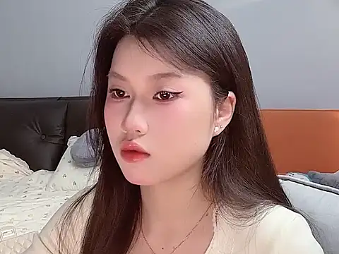 Snapshot of Abby686868 chatting on April 11, 2026, 2:27 am Abby686868 online show from April 11, 2026, 2:27 am