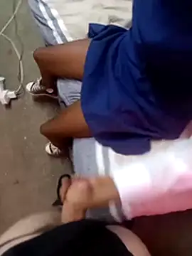 Snapshot of videos-studio chatting on April 5, 2026, 2:03 pm videos-studio online show from April 5, 2026, 2:03 pm