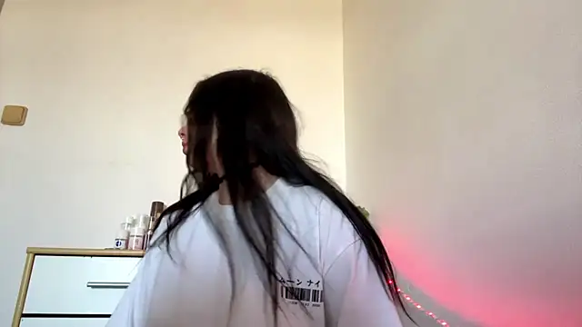 Snapshot of MorganLauter chatting on April 7, 2026, 2:28 pm MorganLauter online show from April 7, 2026, 2:28 pm