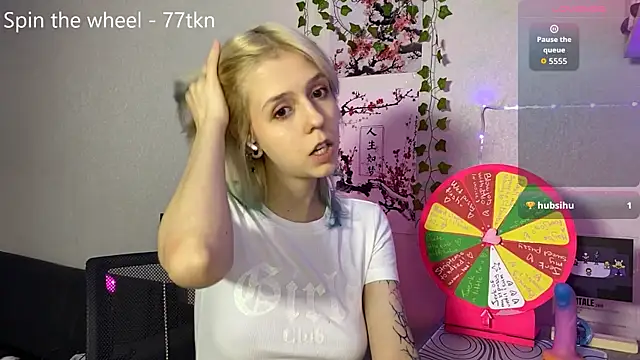 LunaBless online show from May 21, 2026, 10:06 pm