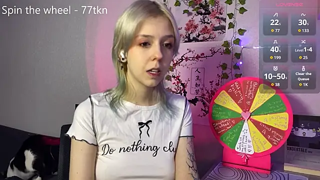 LunaBless online show from May 30, 2026, 9:34 pm