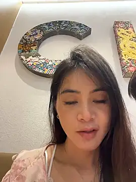 elaine616 online show from April 20, 2026, 9:45 am