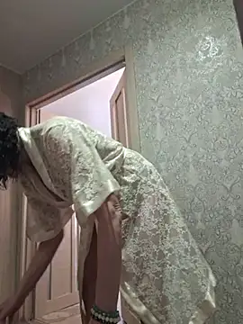 LaliaMia online show from March 27, 2026, 3:01 am