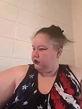 hisalphaqueen27 online show from April 9, 2026, 4:23 pm