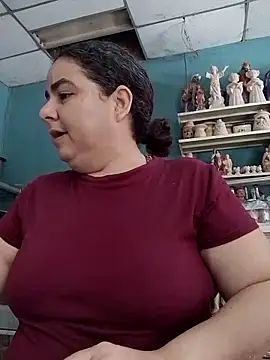 Golositadeamor online show from May 6, 2026, 6:24 pm