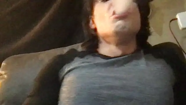 GypsiiCornel online show from April 20, 2026, 4:48 am