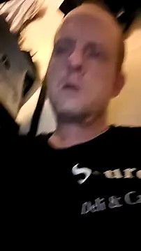 jamiemonroe163216 online show from April 14, 2026, 2:06 am