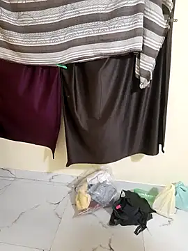 Monika kumari6 online show from May 23, 2026, 4:22 pm