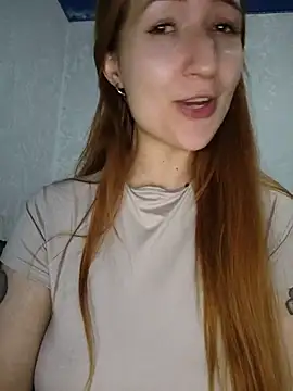 LeonaFox online show from May 19, 2026, 4:46 pm
