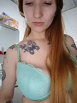 LeonaFox online show from May 31, 2026, 6:42 pm