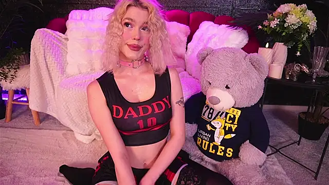 Misty Joys online show from May 13, 2026, 4:54 am