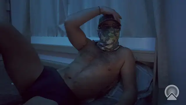 Snapshot of Veyronyx chatting on April 15, 2026, 6:48 pm Veyronyx online show from April 15, 2026, 6:48 pm