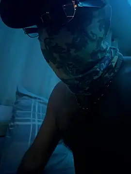 Snapshot of Veyronyx chatting on April 16, 2026, 6:30 pm Veyronyx online show from April 16, 2026, 6:30 pm