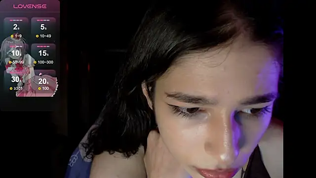 Kelly Xenny online show from April 12, 2026, 12:10 pm