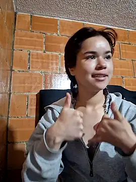 Snapshot of Belladona_Nyx_ chatting on April 9, 2026, 1:05 am Belladona Nyx online show from April 9, 2026, 1:05 am