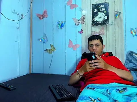 Snapshot of romeojupi chatting on April 18, 2026, 2:59 am romeojupi online show from April 18, 2026, 2:59 am