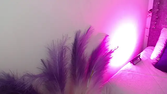 Snapshot of Zoley_eyes888 chatting on April 14, 2026, 9:21 pm Zoley eyes888 online show from April 14, 2026, 9:21 pm