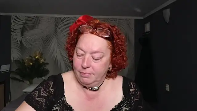 Fara Flutte online show from May 21, 2026, 5:25 am