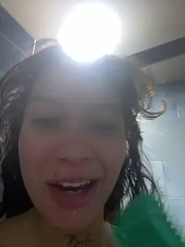 Snapshot of Dreanaa chatting on June 11, 2026, 9:24 pm Dreanaa online show from June 11, 2026, 9:24 pm