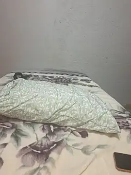 Snapshot of KittyLee004 chatting on April 11, 2026, 4:44 pm KittyLee004 online show from April 11, 2026, 4:44 pm