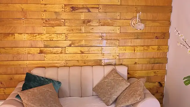 Snapshot of jack_shine chatting on April 8, 2026, 4:12 am jack shine online show from April 8, 2026, 4:12 am