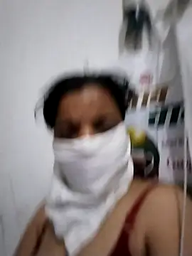 Snapshot of baby-pinki chatting on April 23, 2026, 5:48 pm baby-pinki online show from April 23, 2026, 5:48 pm