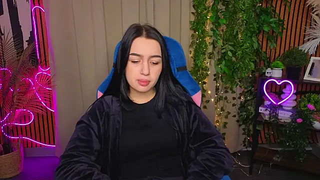 Snapshot of MargaretParker chatting on April 12, 2026, 7:13 am MargaretParker online show from April 12, 2026, 7:13 am