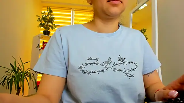 Tianniaa online show from April 18, 2026, 8:18 am