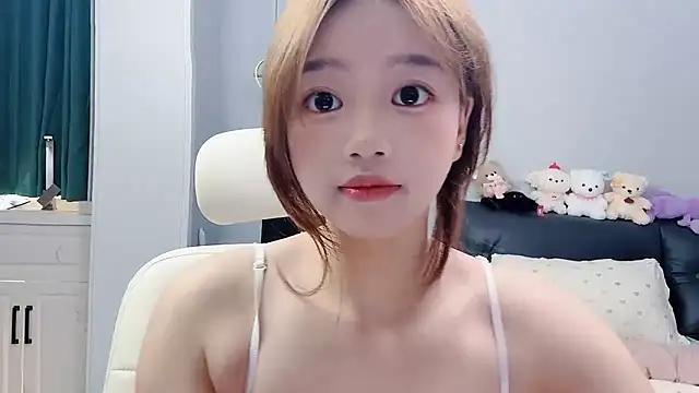 Lilababy00 online show from June 5, 2026, 4:08 am