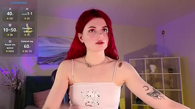 kittylunaa online show from May 30, 2026, 9:39 am