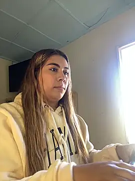  BellaSmith  online show from July 6, 2026, 3:03 pm