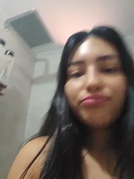 Snapshot of VioletRousee chatting on June 21, 2026, 5:48 pm VioletRousee online show from June 21, 2026, 5:48 pm