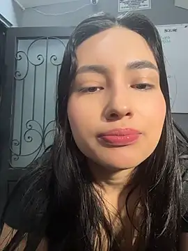 Snapshot of VioletRousee chatting on July 22, 2026, 12:52 pm VioletRousee online show from July 22, 2026, 12:52 pm
