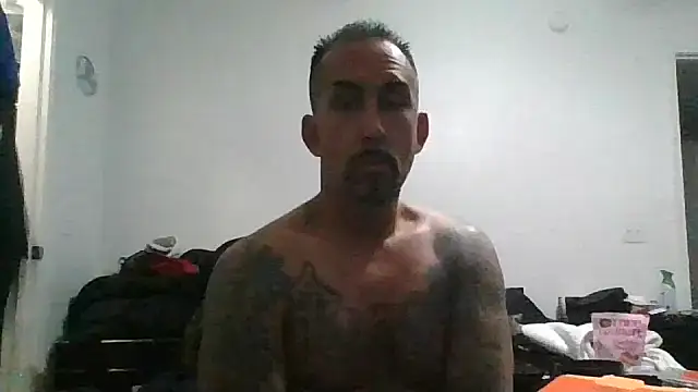 Snapshot of tenser59 chatting on April 19, 2026, 1:32 pm tenser59 online show from April 19, 2026, 1:32 pm
