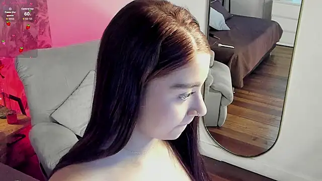 Zoe mendezz online show from June 28, 2026, 12:11 pm