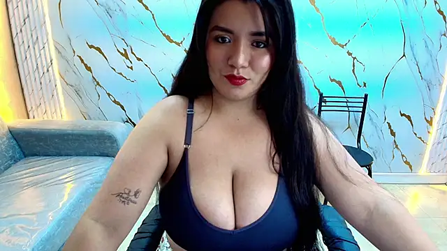 Snapshot of Sasha_tf chatting on May 3, 2026, 12:33 pm Sasha tf online show from May 3, 2026, 12:33 pm