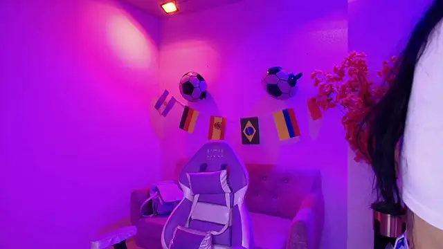 Snapshot of Rainy_doll chatting on June 26, 2026, 11:58 am Rainy doll online show from June 26, 2026, 11:58 am