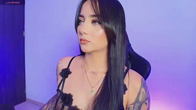 Snapshot of Megan_jacksonn_ chatting on April 25, 2026, 12:35 am Megan jacksonn online show from April 25, 2026, 12:35 am
