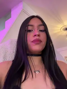 Snapshot of Kattze_ chatting on April 16, 2026, 9:50 pm Kattze online show from April 16, 2026, 9:50 pm