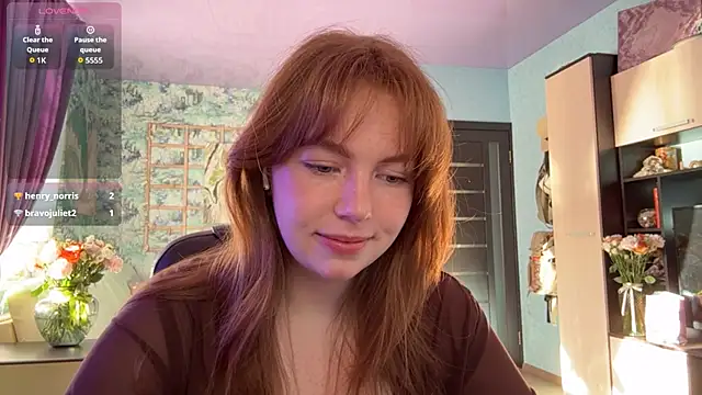 FairyFl0ra online show from April 14, 2026, 1:11 am