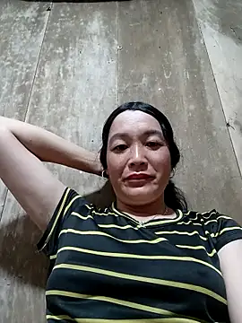 vanlucky2 online show from May 16, 2026, 12:51 am